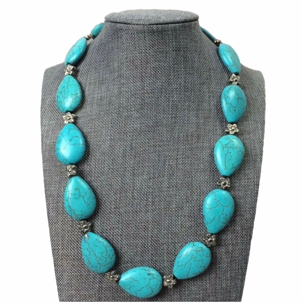 Faux Turquoise Teardrop Flower Boho Bead Necklace